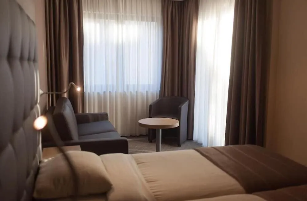 Hotel Villa Royale Schaerbeek