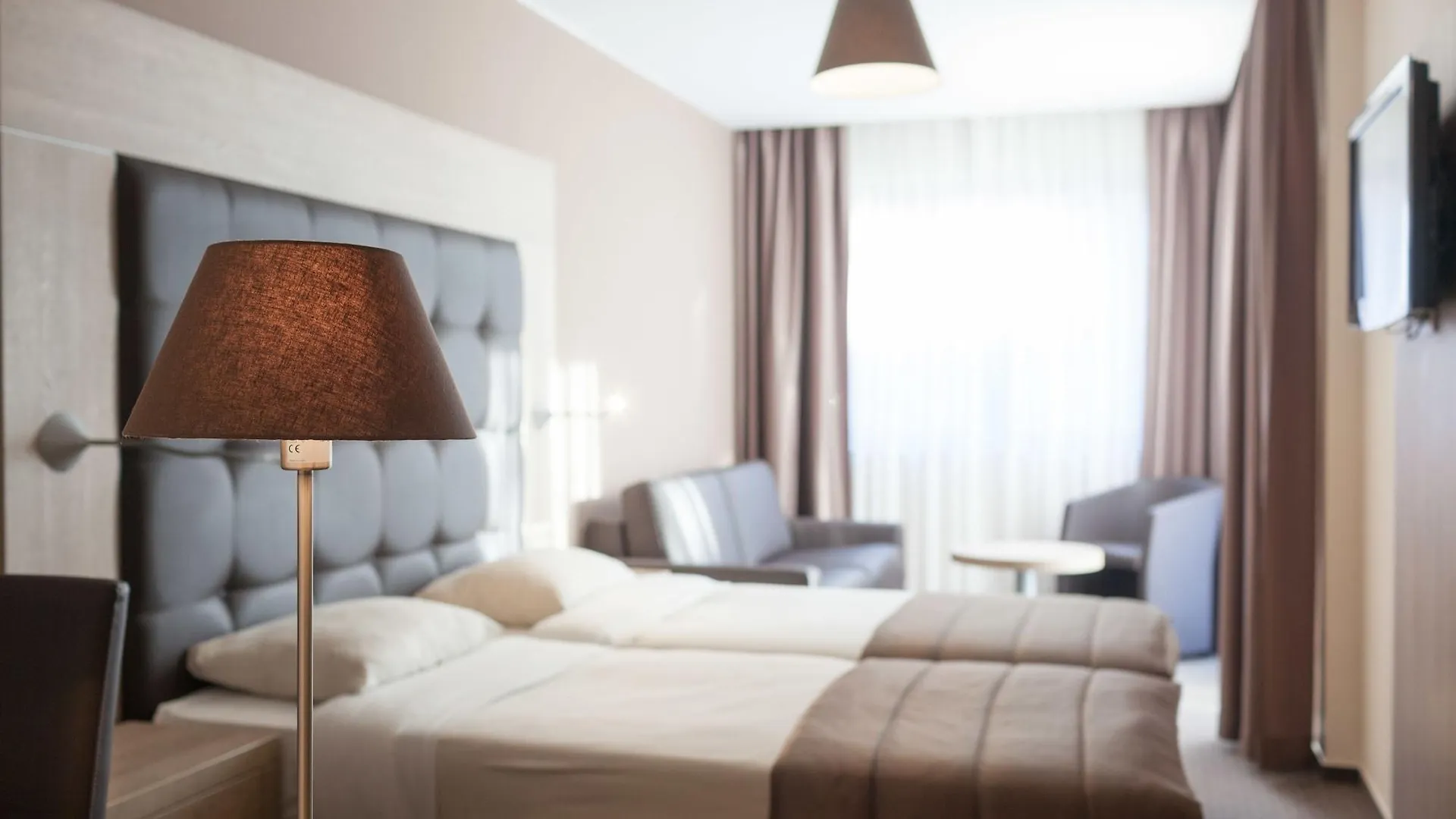 ***  Hotel Villa Royale Schaerbeek Belgio