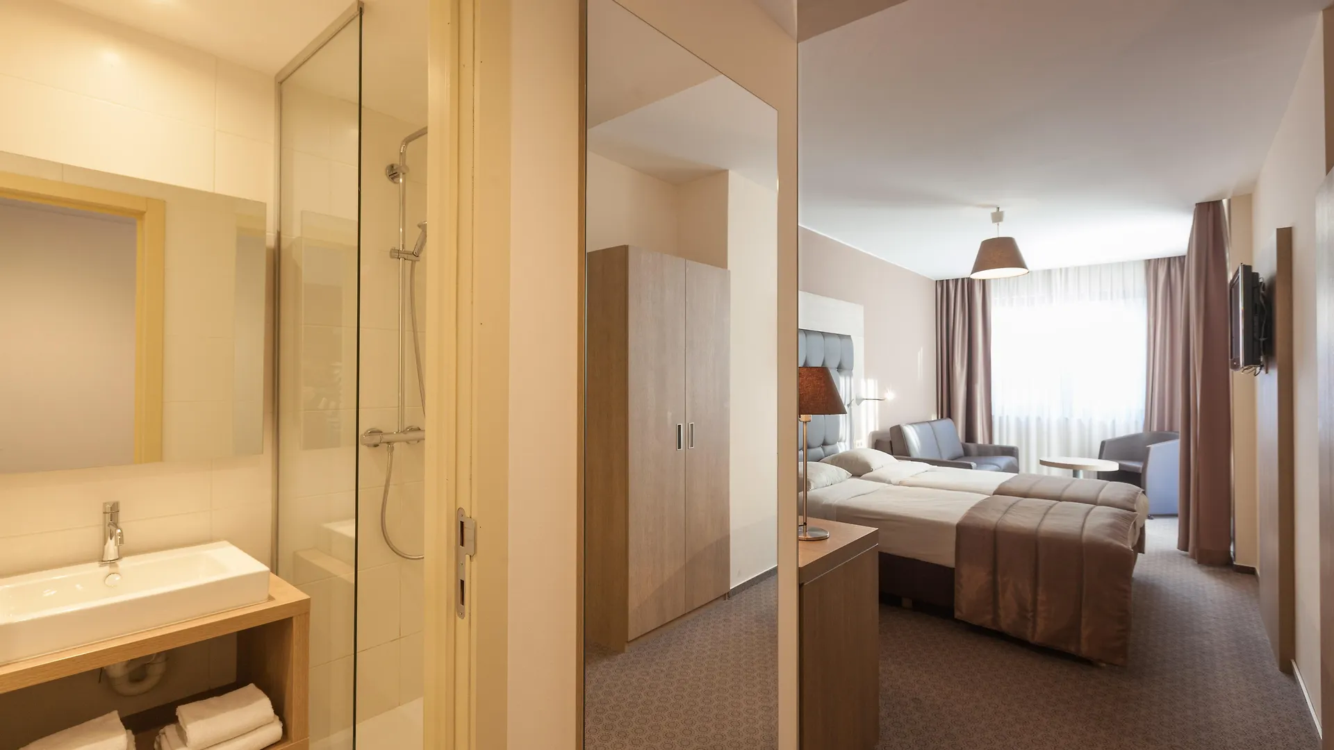 Hotel Villa Royale Schaerbeek